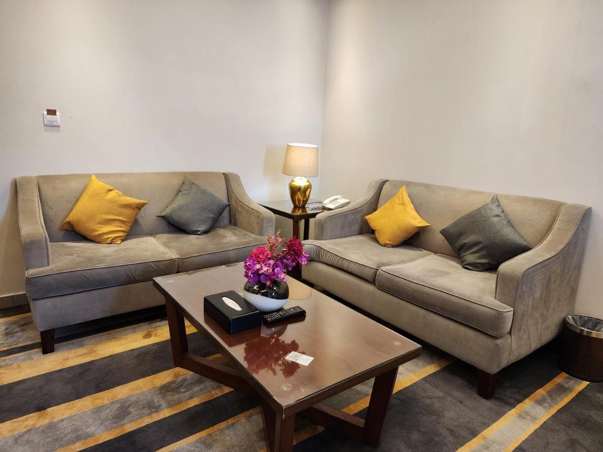 دار ود للأجنحة الفندقية Jeddah Eksteriør billede